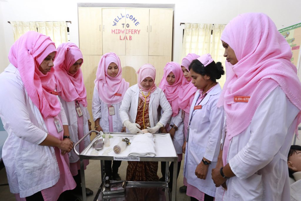 Diploma in Midwifery